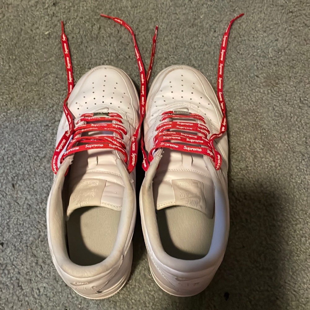 Supreme AF1